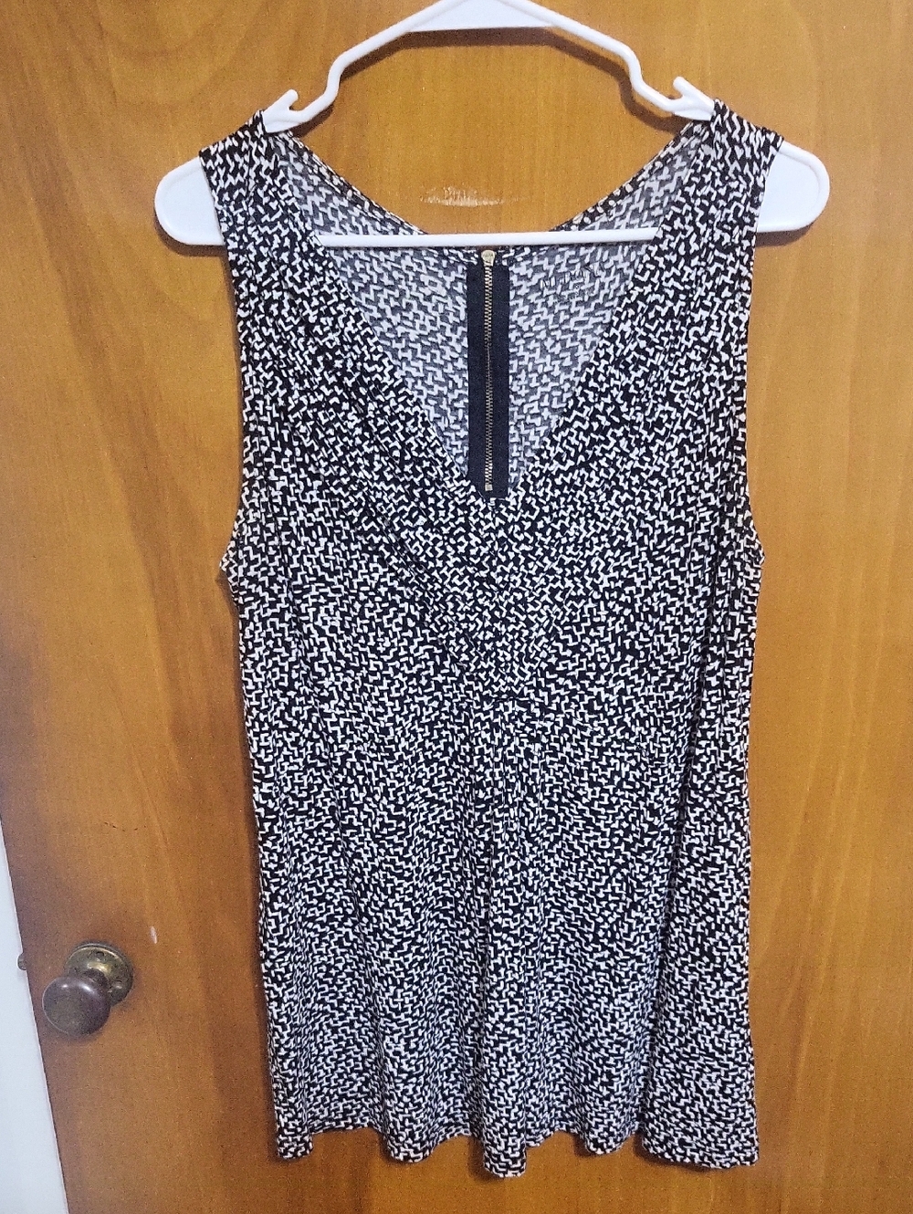 Merona Black & White Geometric Print Tunic Tank Size Large